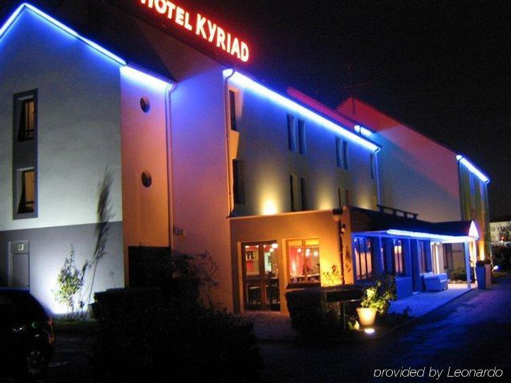 Kyriad Tours Sud - Chambray Les Tours Zewnętrze zdjęcie