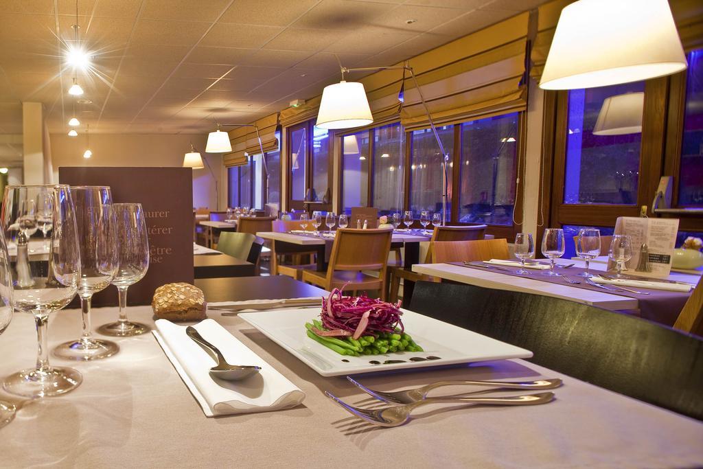 Kyriad Tours Sud - Chambray Les Tours Restauracja zdjęcie